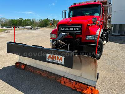 2019 Mack Granite