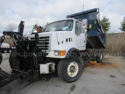 2004 Sterling L7500 Plow / Spreader Truck