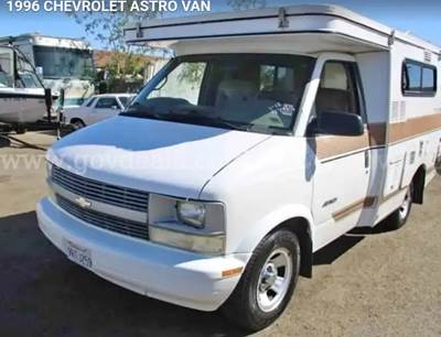 1996 Chevrolet Astro 2WD