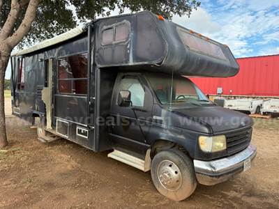 1994 Ford E350 Mobile Police Command Center – 7.5L V8 – Former Police Unit – AS IS