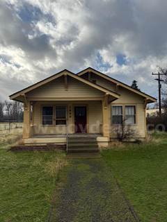 1300sqft, 3 Bed 1 Bath Single Family Home - To Be Moved