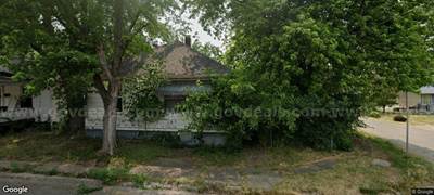 Single Family Fixer-Uppers in Canton, Illinois