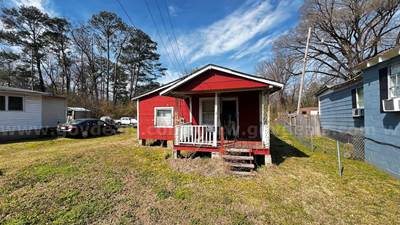 3 Bed, 1 Bath House in Adamsville, Alabama