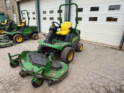 3 Lots - John Deere Riding Mowers