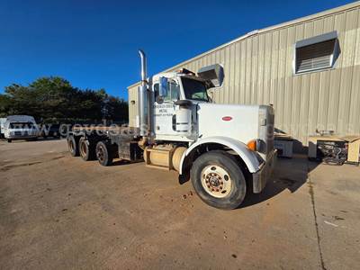 1995 Peterbilt 357 Rolloff Truck