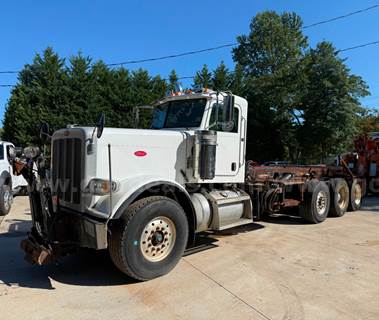 2011 Peterbilt 388 Roll Off