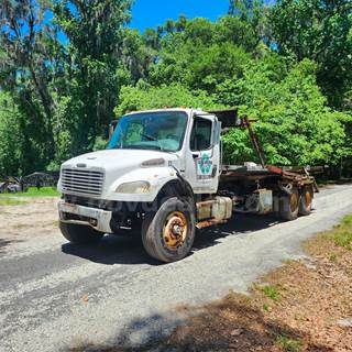 2007 freightliner m2 roll off truck