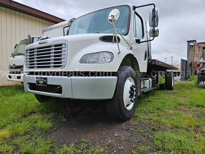 2015 Freightliner M2 106