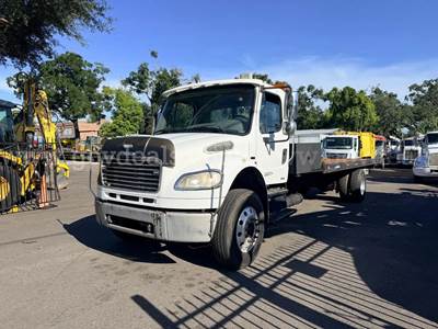 2007 Freightliner M2 106 S/A Rollback