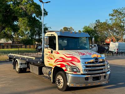 2014 Hino rollback tow truck