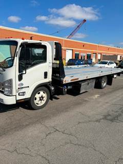 2016 Isuzu NRR Rollback Tow Truck