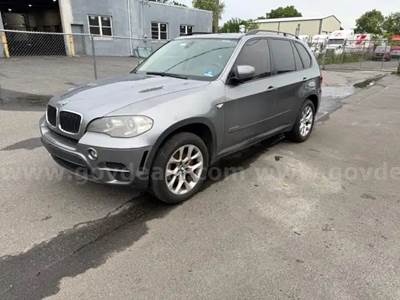 2012 BMW X5 .. Junk Title, Parts vehicle only.
