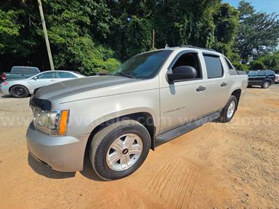 2009 Chevrolet Avalanche LS 2WD