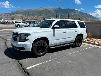 2019 CHEVROLET TAHOE RUNS AND DRIVES - SHIPPING AVAILABLE