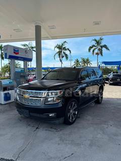 2017 Chevrolet Tahoe LT 4x4 FULLY LOADED