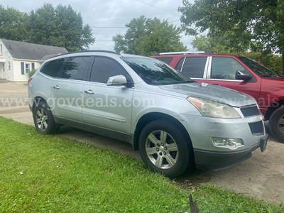 2009 Chevrolet Traverse LT2 FWD