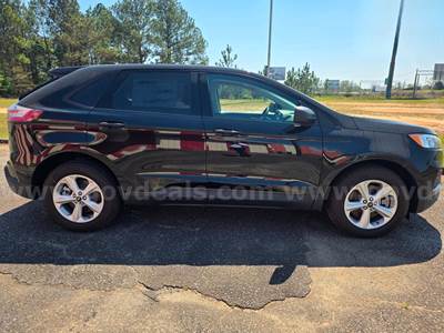 Brand New (Never Titled) 2024 Ford Edge SE AWD