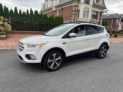 2018 Ford Escape ORIGINAL 100K MILEAGE  SEL 4WD