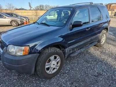 2004 Ford Escape XLT — 179,563 miles — Clean Title — 3-Day Engine & Transmission Guarantee