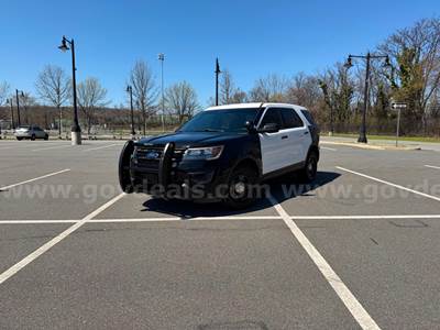 2019 Ford Explorer AWD Low Miles!