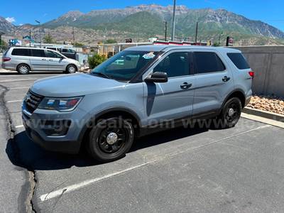 2019 FORD EXPLORER RUNS AND DRIVES - SHIPPING AVAILABLE