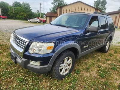 2006 Ford Explorer XLT 4.0L 4WD- NO RESERVE