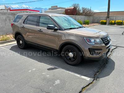 2019 FORD EXPLORER RUNS AND DRIVES - SHIPPING AVAILABLE