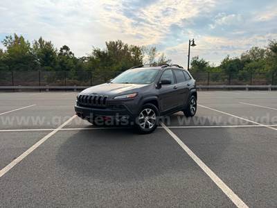 2015 Jeep Cherokee Trail Hawk 4X4 Fully Loaded!