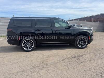 2024 Jeep Wagoneer