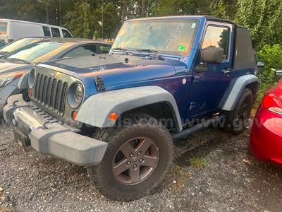 2010 Jeep Wrangler 4x4 Stick shift “Does not drive”
