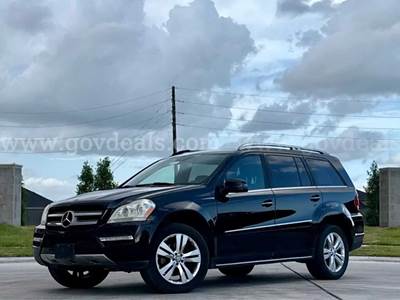 2012 Mercedes-Benz GL-Class GL450 4MATIC **LOW MILES**