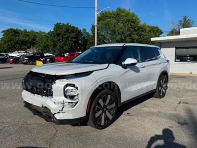 2025 Mitsubishi Outlander SE AWD