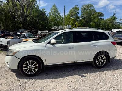 2014 Nissan Pathfinder SL 2WD