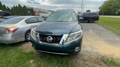 2013 Nissan Pathfinder Platinum 4WD