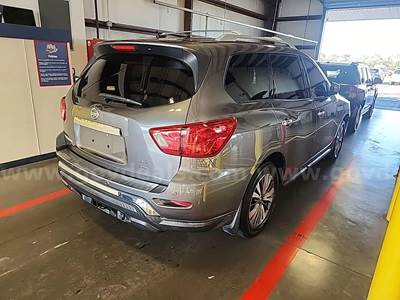 2017 Nissan Pathfinder SL 4WD