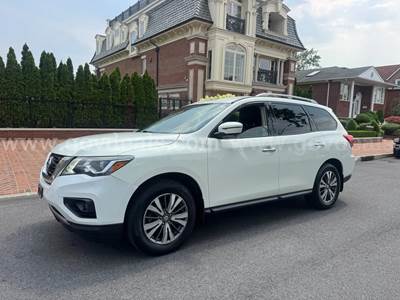 2017 Nissan Pathfinder SL 4WD