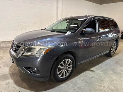 2014 Nissan Pathfinder S 2WD