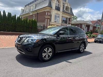 2019 Nissan Pathfinder S 4WD