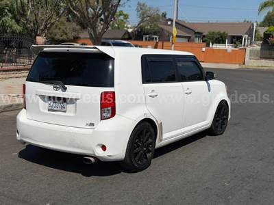 2012 Scion xB 5-Door Wagon