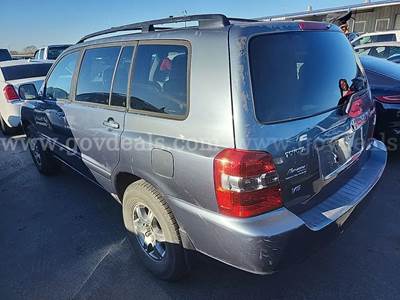2006 Toyota Highlander V6 FWD 4D SUV V6 3.3 6cyl.