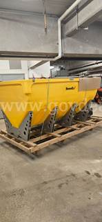 SnowEx 11810 Salt Spreader