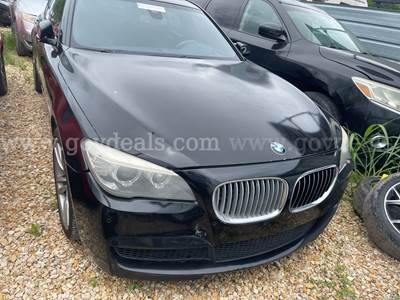 2014 BMW 7-Series 750i RWD 4D Sedan 4.4 8cyl.