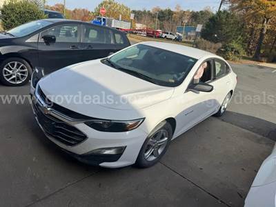 2022 Chevrolet Malibu 4-Dr Sedan | Front-End Accident | Clean Title | Runs Unknown | Parts or Rebuild