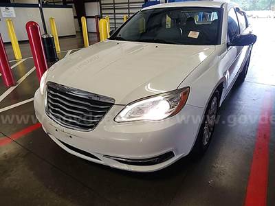 2012 Chrysler 200 Limited FWD 4D Sedan 2.4 4cyl.