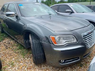 2012 Chrysler 300 Limited RWD 4D Sedan 3.6 6cyl.