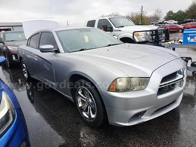 2013 Dodge Charger SE RWD 4D Sedan 3.6 6cyl.