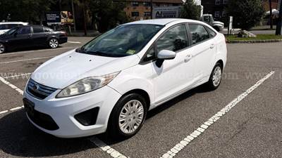 2015 Ford Fiesta S Sedan
