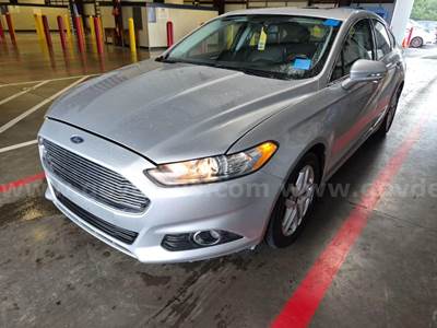 2015 Ford Fusion SE FWD 4D Sedan