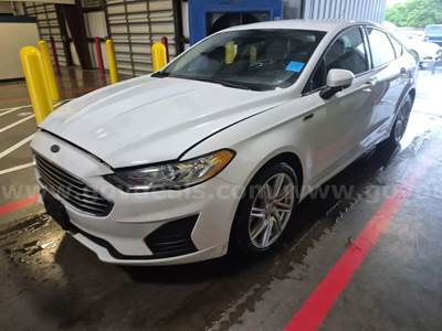 2019 Ford Fusion S FWD 4D Sedan 2.5 4cyl.