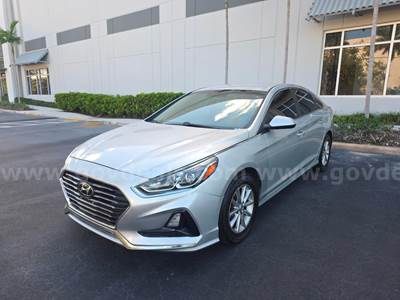 2018 HYUNDAI SONATA 4D SEDAN 2.4L SE